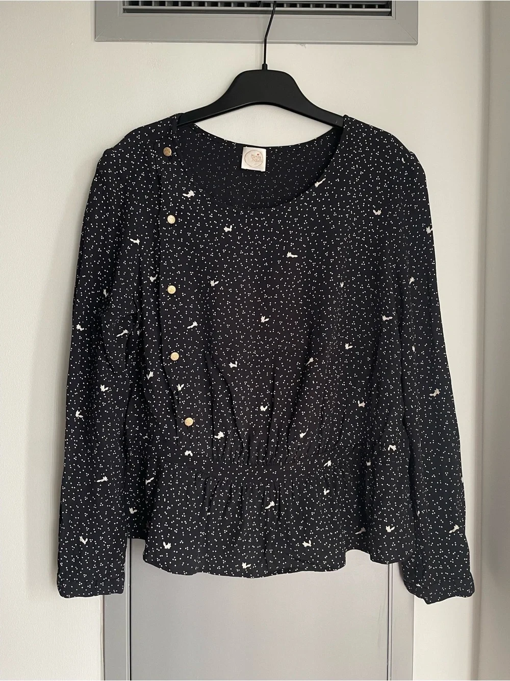 DES PETITS HAUTS Black Long Sleeve Peplum Button Top with White Micro Print - Picture 3 of 15